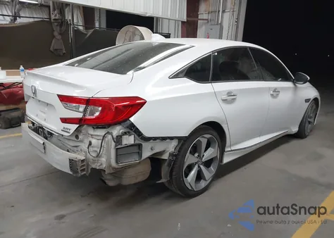 2019 Honda Accord Touring 2.0T z USA, uszkodzony, nr VIN 1HGCV2F95KA036412
